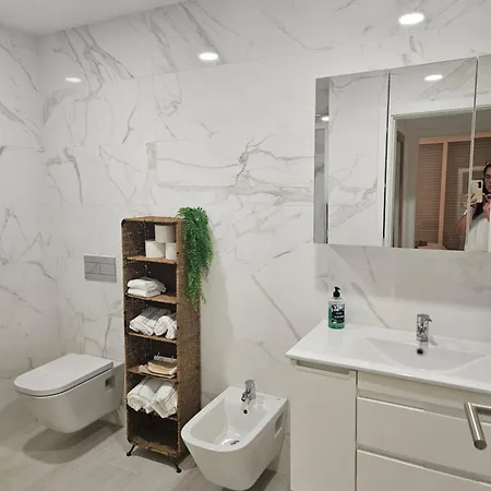 Me&you - Em - 5 Minutos A Pe Da Lejlighed *